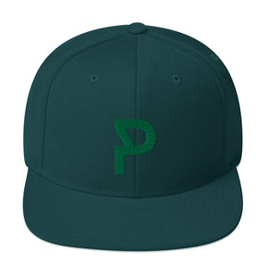 Trucker cap with green embroidery