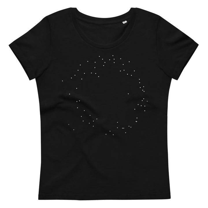 Figurformad svart t-shirt med vitprickigt mönster i cirkelformation.